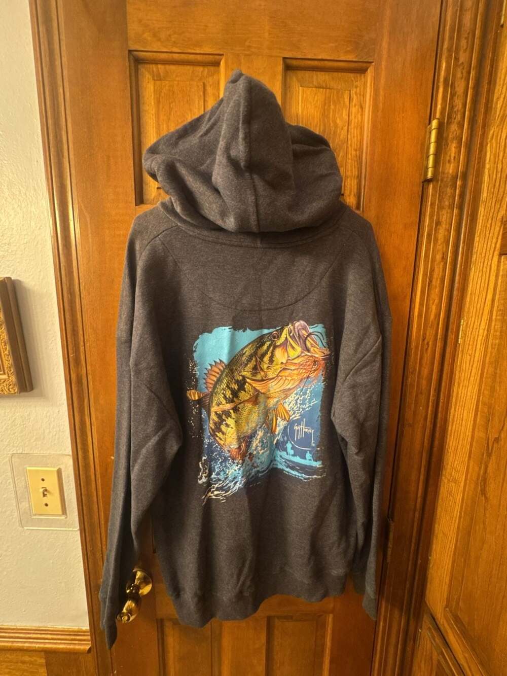Guy Harvey Largemouth Bass Graphic Fleece Hoodie Charcoal Gray Size Large NWT